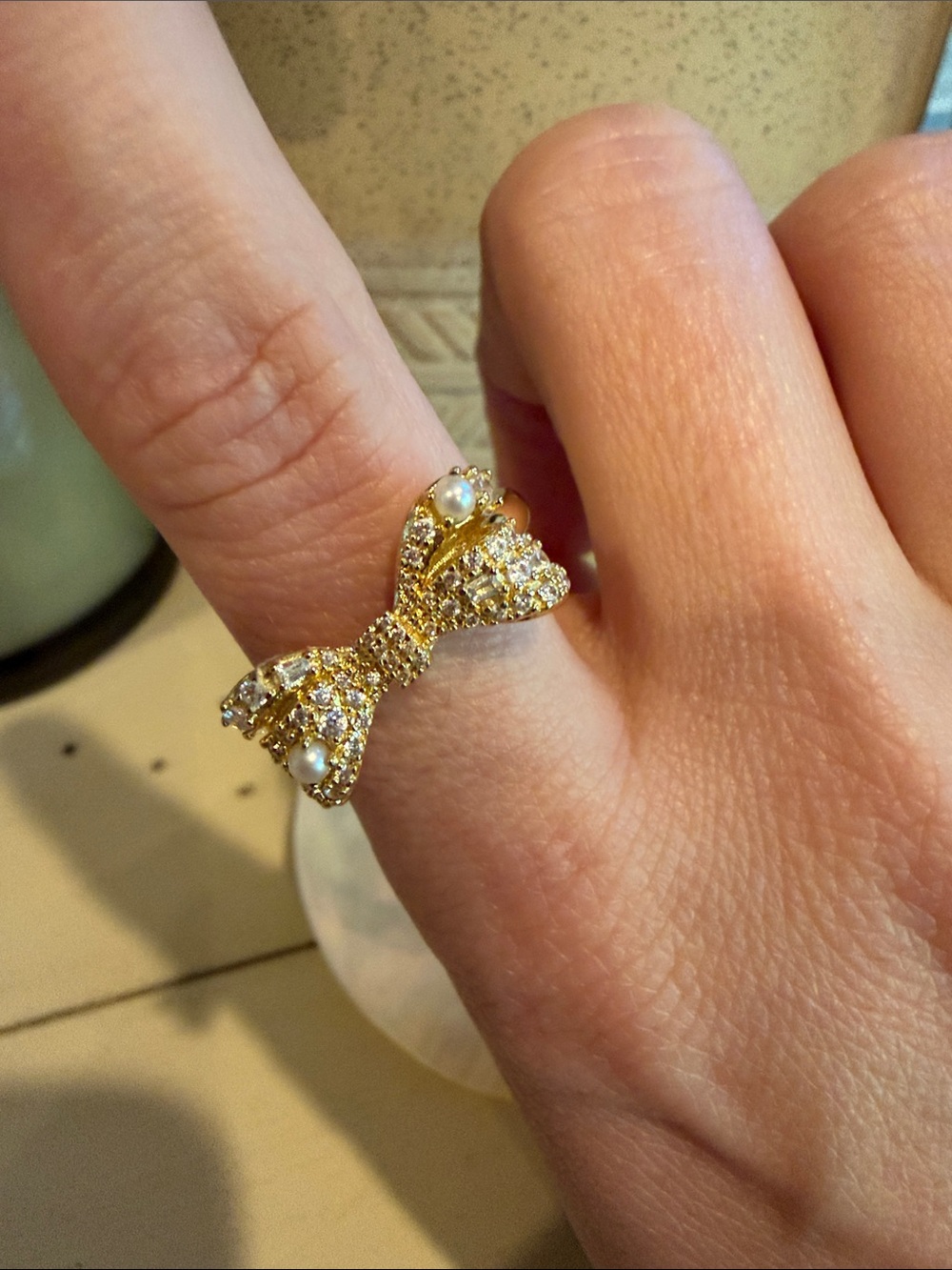 Kendra Scott Gold Bow Ring with Pearl Accents - Women's Jewelry - Picture 3 of 6